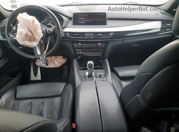 5UXKU6C57KLP60627 2019 BMW X6 Black Widok deski rozdzielczej