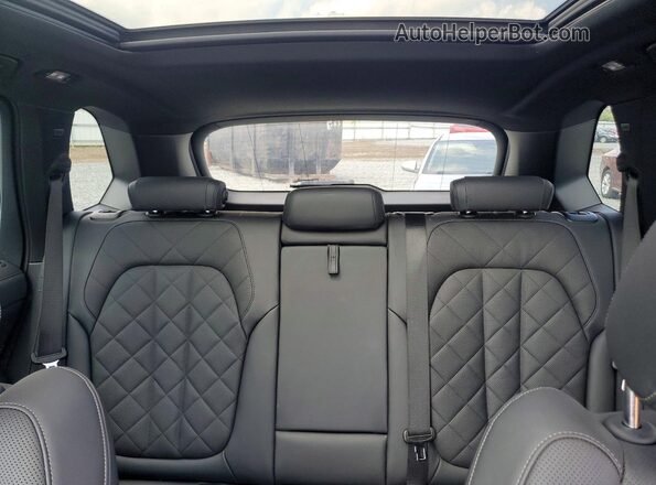 5UXTA6C00P9N45984 2023 BMW X5 White Vista de los asientos traseros