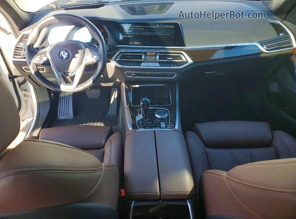 5UXTA6C03P9R11081 2023 BMW X5 White Вид панелі приладів