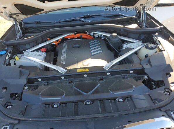 5UXTA6C03P9R11081 2023 BMW X5 White Вид підкапотного простору