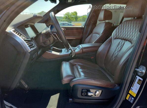 5UXTA6C05M9D83994 2021 BMW X5 Blue Widok wnętrza z przodu