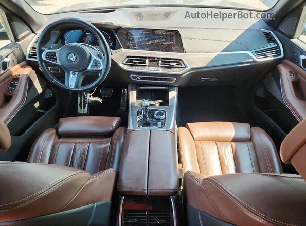 5UXTA6C05M9D83994 2021 BMW X5 Blue Widok deski rozdzielczej