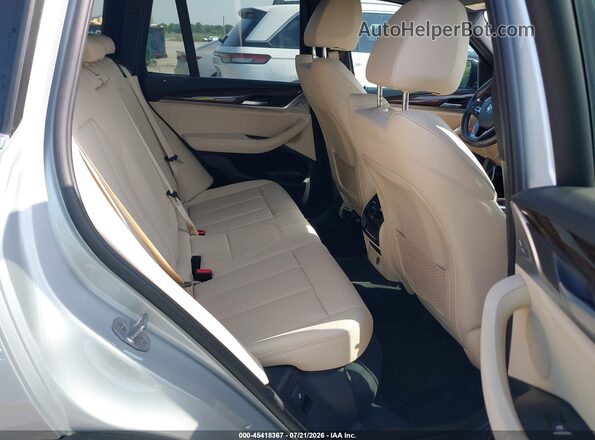 5UXTR7C50KLR46702 2019 BMW X3 Silver VIN կոդի պիտակի տեսք
