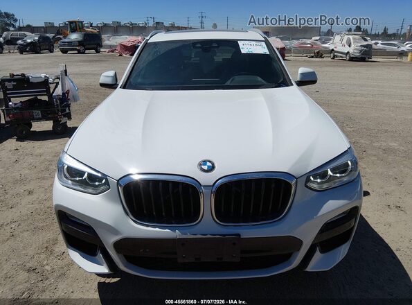 5UXTR7C51KLF31083 2019 BMW X3 White Widok deski rozdzielczej