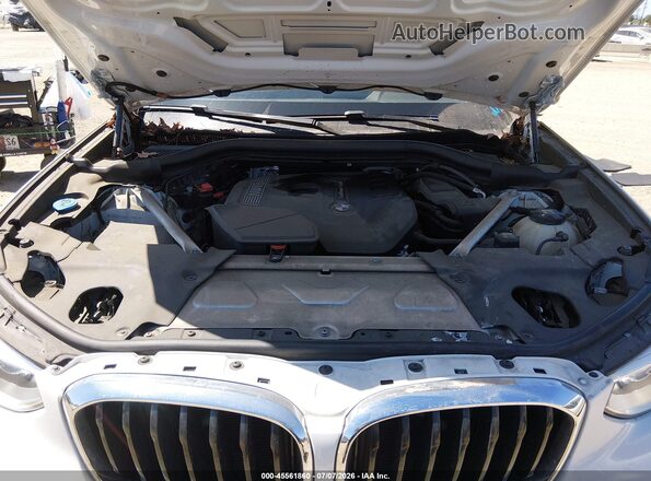 5UXTR7C51KLF31083 2019 BMW X3 White Widok z tyłu