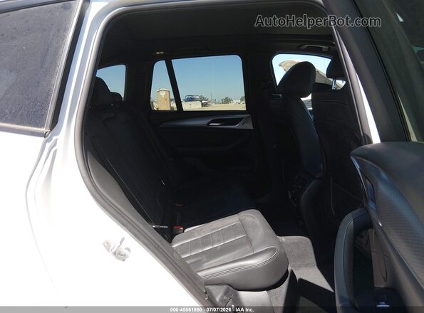 5UXTR7C51KLF31083 2019 BMW X3 White Widok naklejki z numerem VIN