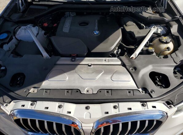 5UXTR7C51KLF32489 2019 BMW X3 White Вид підкапотного простору