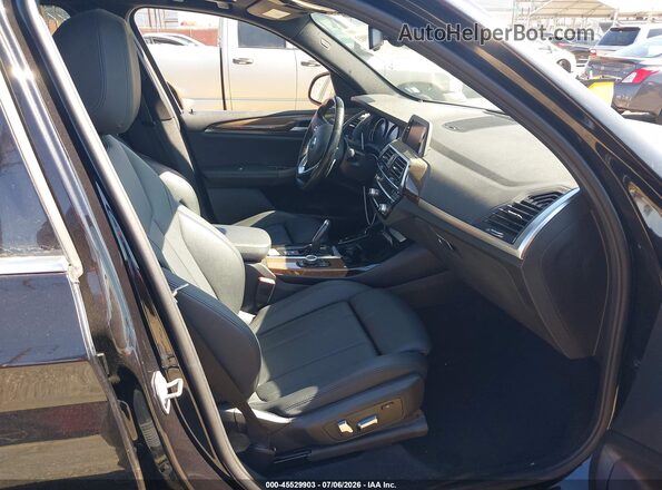 5UXTR7C52KLF24109 2019 BMW X3 Black წინა სალონის ხედი