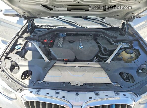 5UXTR7C53KLE94361 2019 BMW X3 Silver ძრავის განყოფილების ხედი