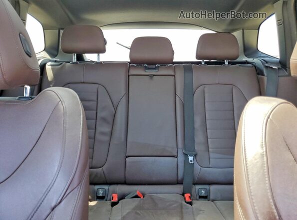 5UXTR7C53KLE94361 2019 BMW X3 Silver უკანა სავარძლების ხედი