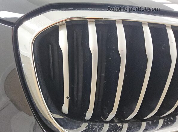 5UXTR7C55KLF31720 2019 BMW X3 Blue 