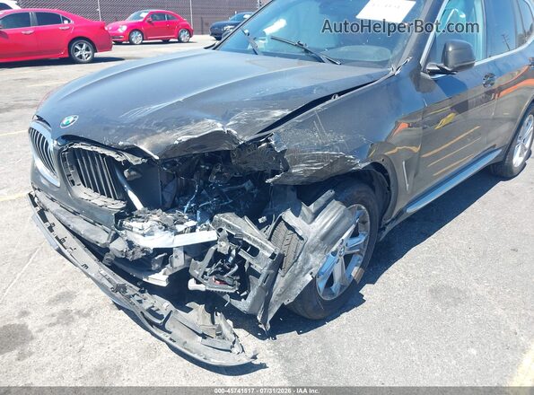 5UXTR7C57KLE96677 2019 BMW X3 Green Widok z przodu