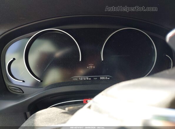 5UXTR7C57KLE96677 2019 BMW X3 Green Widok tylnych siedzeń