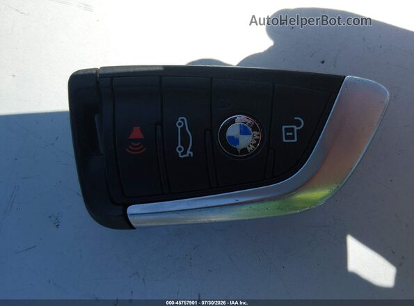 5UXTR7C57KLF34926 2019 BMW X3 White Widok deski rozdzielczej