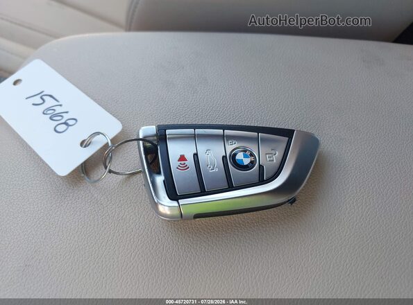 5UXTR7C58KLR46169 2019 BMW X3 White Dashboard view
