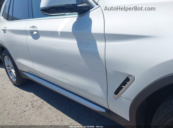 5UXTR7C58KLR46169 2019 BMW X3 White 