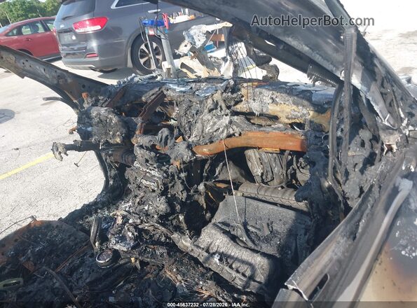 5UXTR7C5XKLF28649 2019 BMW X3 White Вид салону спереду