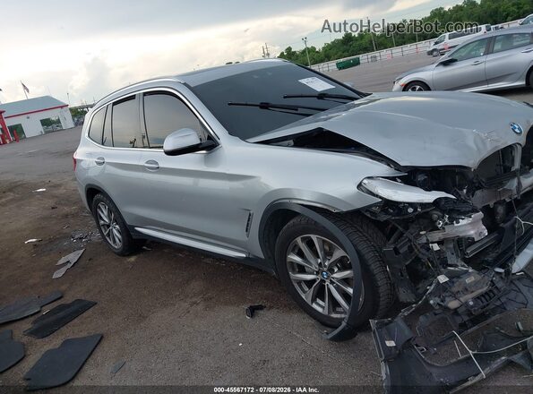 5UXTR7C5XKLF31535 2019 BMW X3 Silver Vista interior trasera