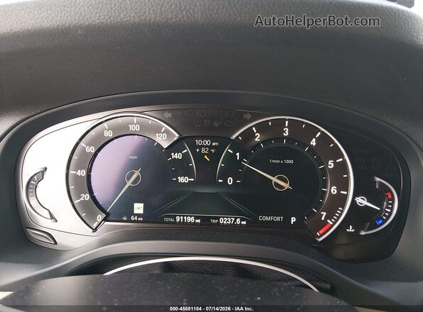 5UXTR7C5XKLR50305 2019 BMW X3 White Widok tylnych siedzeń