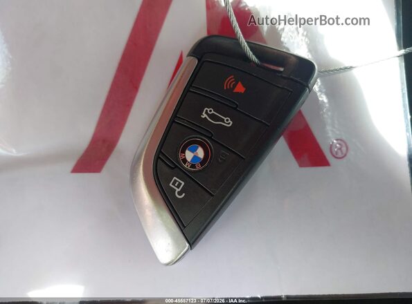 5UXTR9C50JLC69518 2018 BMW X3 White წინა პანელის ხედი