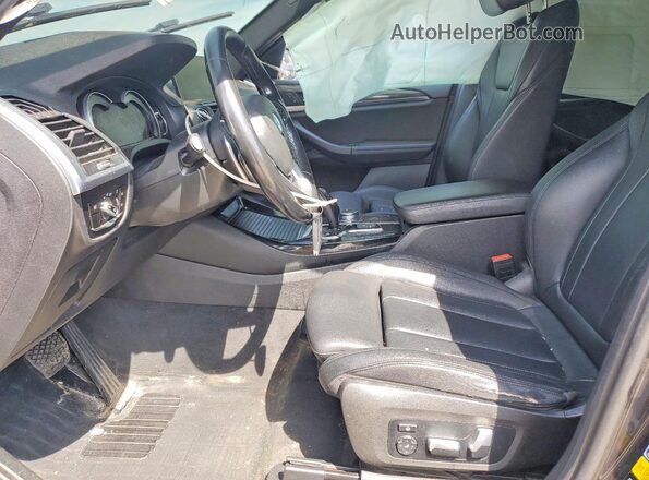 5UXTR9C50JLC79112 2018 BMW X3 Charcoal Вид салону спереду