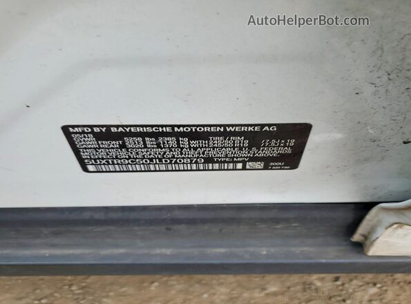 5UXTR9C50JLD70879 2018 BMW X3 White 360 interior view