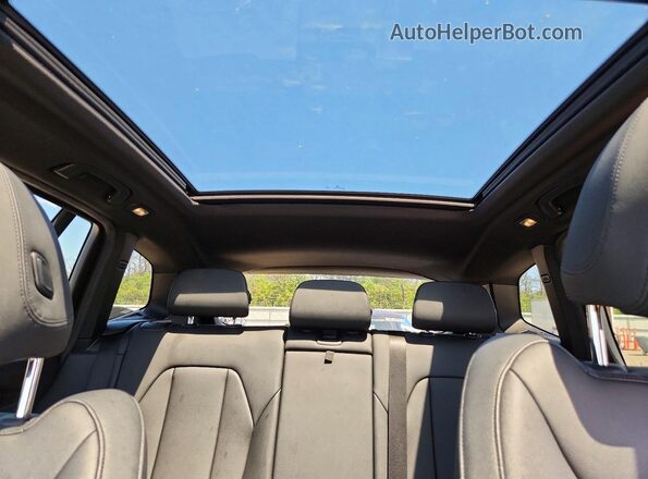 5UXTR9C50KLD94147 2019 BMW X3 Blue Vista de los asientos traseros