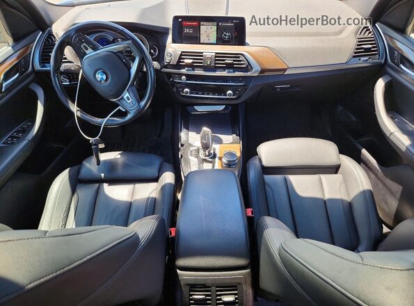 5UXTR9C50KLD94147 2019 BMW X3 Blue Vista del salpicadero