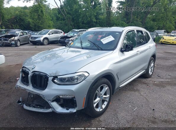 5UXTR9C50KLD96030 2019 BMW X3 Silver Vista tres cuartos delantera izquierda