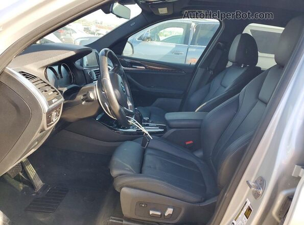 5UXTR9C50KLD98117 2019 BMW X3 Silver წინა სალონის ხედი