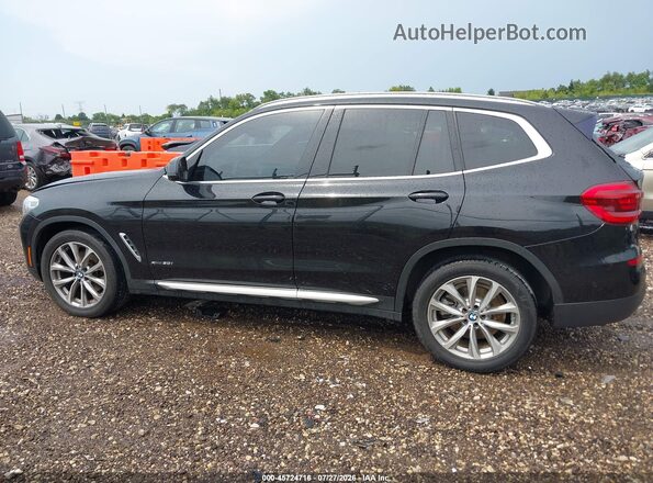 5UXTR9C51JLC80401 2018 BMW X3 Black Widok wnętrza 360 stopni