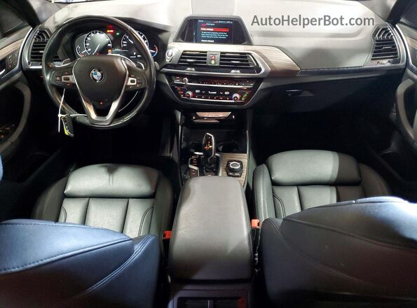 5UXTR9C51JLD60605 2018 BMW X3 Green Dashboard view