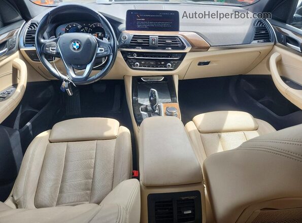 5UXTR9C51JLD63598 2018 BMW X3 Blue Widok deski rozdzielczej