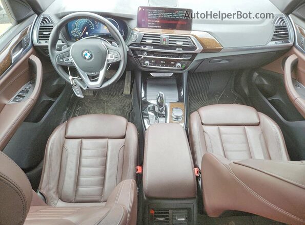 5UXTR9C51JLD69269 2018 BMW X3 White Dashboard view