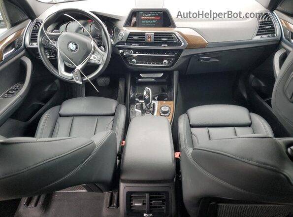 5UXTR9C51KLP84719 2019 BMW X3 Silver Առջևի վահանակի տեսք