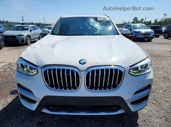5UXTR9C52JLC72775 2018 BMW X3 White Вид спереду