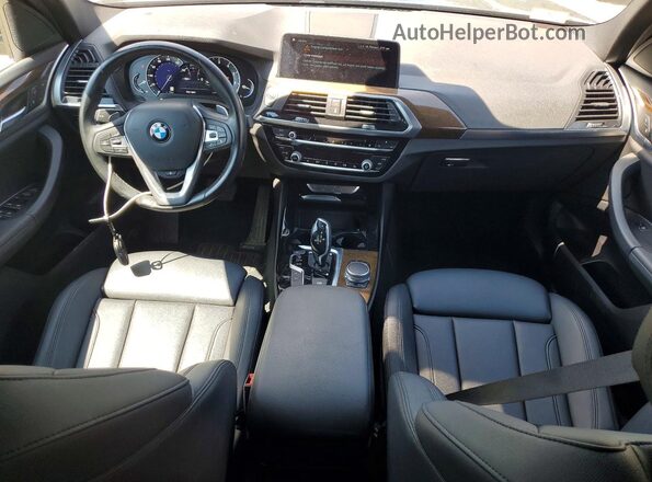 5UXTR9C52JLD57809 2018 BMW X3 Charcoal Widok deski rozdzielczej