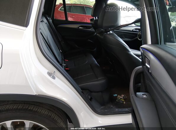 5UXTR9C52KLE12969 2019 BMW X3 White Widok naklejki z numerem VIN