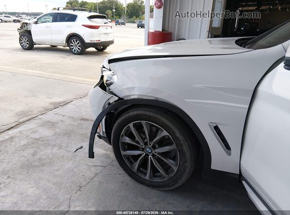 5UXTR9C52KLE12969 2019 BMW X3 White Widok z przodu