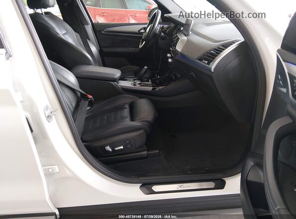 5UXTR9C52KLE12969 2019 BMW X3 White Widok wnętrza z przodu