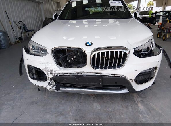 5UXTR9C52KLE12969 2019 BMW X3 White Widok zestawu wskaźników