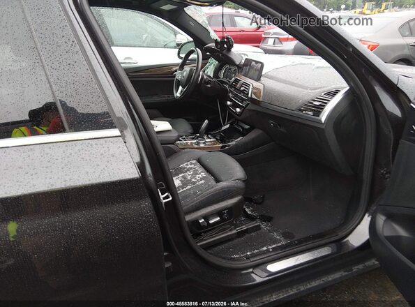 5UXTR9C53JLD73761 2018 BMW X3 Black Вид салону спереду
