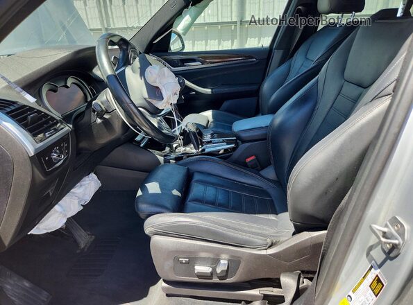 5UXTR9C53KLE13340 2019 BMW X3 Silver Vista interior delantera