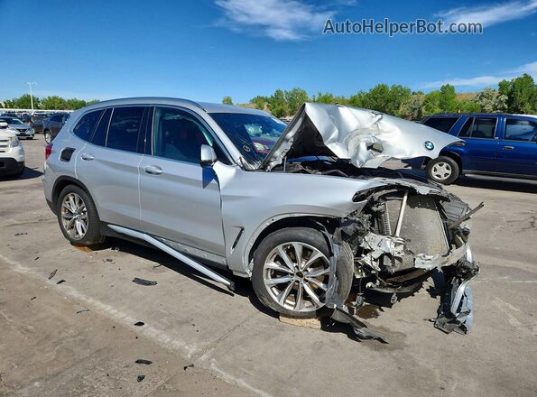 5UXTR9C53KLE13340 2019 BMW X3 Silver Delantero derecho