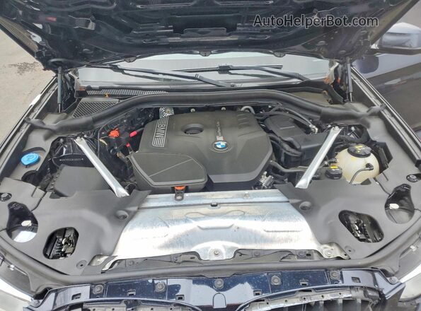 5UXTR9C53KLR06724 2019 BMW X3 Blue Widok wnętrza z tyłu
