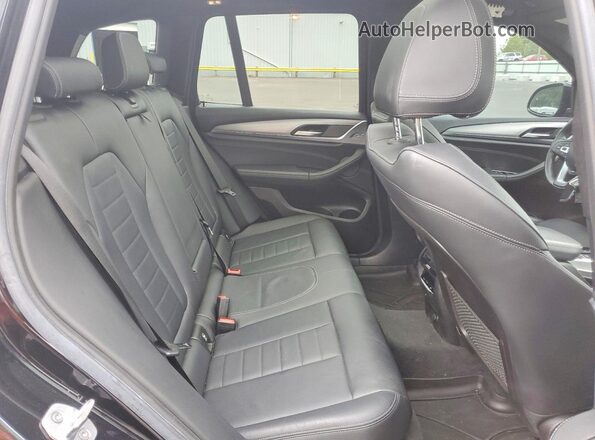 5UXTR9C53KLR06724 2019 BMW X3 Blue Widok tylnych siedzeń