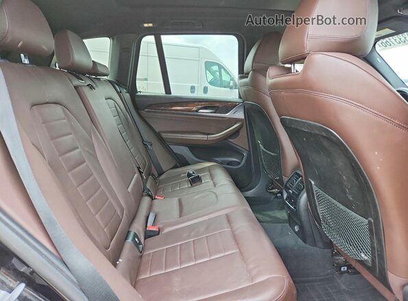 5UXTR9C54JLC69909 2018 BMW X3 Black Вид задньої частини салону