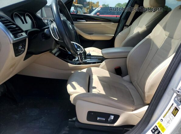 5UXTR9C54KLD98072 2019 BMW X3 White Vista interior delantera