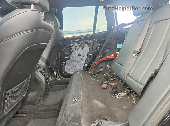 5UXTR9C54KLD98167 2019 BMW X3 Black უკანა სალონის ხედი