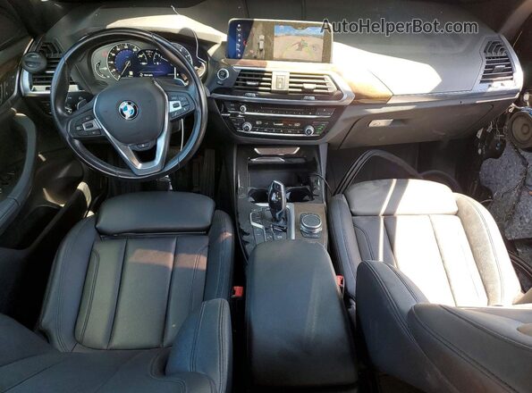 5UXTR9C54KLR09051 2019 BMW X3 Black Widok deski rozdzielczej